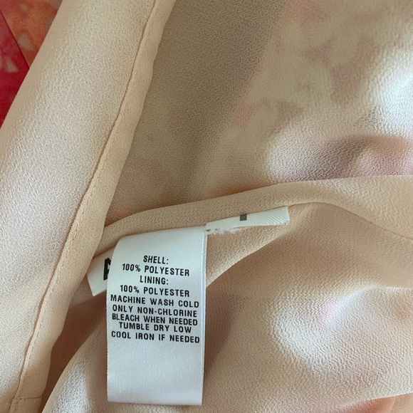 Ann Taylor - Loft Dress 👗 in Stunning Pink Florals and Tan Colors🌸🌸Super Soft - Picture 9 of 12